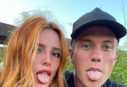 Benjamin Mascolo and Bella Thorne started dating in 2019.